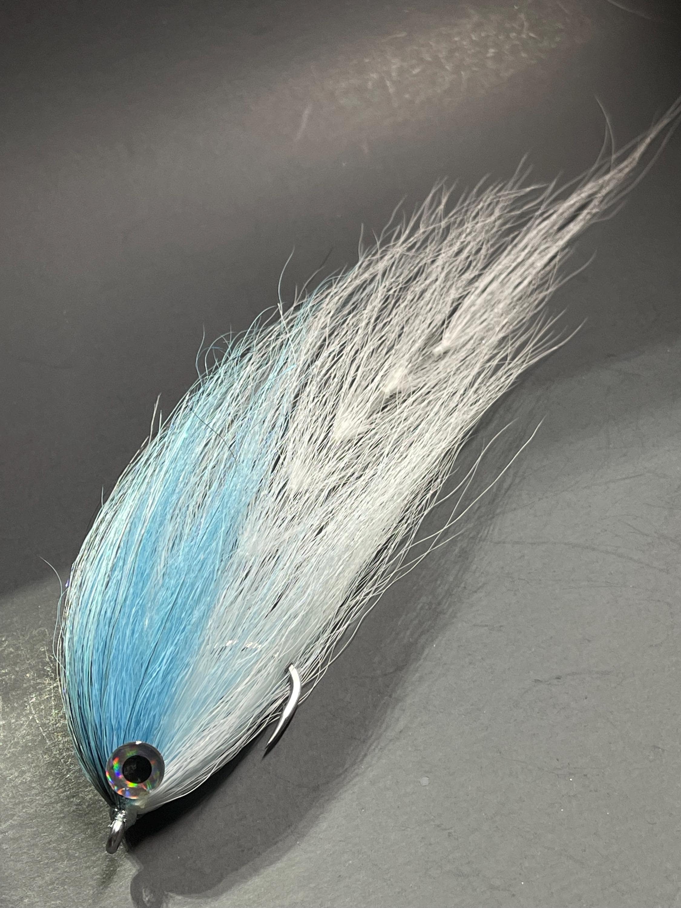 Beast Fleye Fly: Blue Over White, 8/0 Hook, 11 Inch