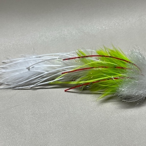 Table à langer Schultz Leggy Boi : Chartreuse Fade WHITE/CHARTREUSE (Gamechanger, streamer fly, streamer articulé, mouches à petite bouche)