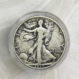 Coins 1919 D Walking Liberty Half Dollar Coin Commemorative Rare Collectible Coins
