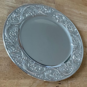 Dekoracyjny srebrny talerzyk 33 cm