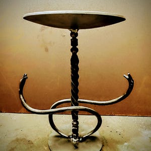Support d'autel serpent : bol à offrandes Hécate, bougeoir serpent et torche rituelle païenne