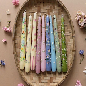 Daisy Taper Candle Set: Hand-Painted Floral Wedding Decor