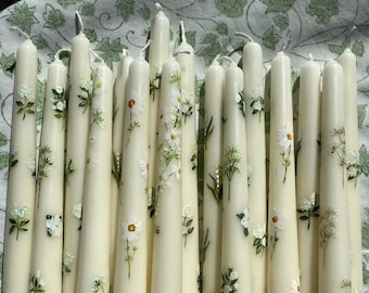 Juego de 2 velas cónicas con diseño de margaritas para bodas: Juego de unidad personalizado