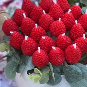 strawberry candle bouquet. intense strawberry scented everlasting strawberry bouquet. Valentines day gift