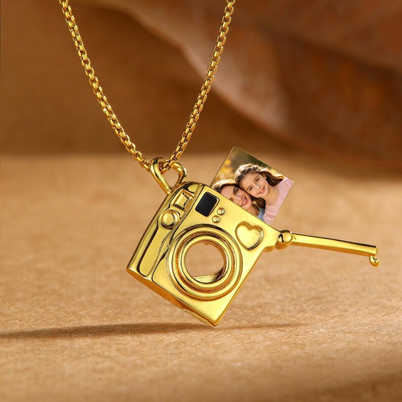 Custom Camera Photo Necklace, Personalized Picture Pendant Necklace ...