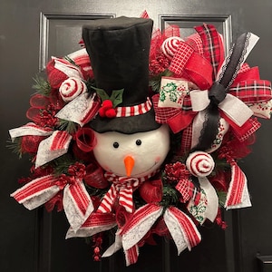 Snowman Wreath,Winter Wreath, Red and White Wreath,Traditional Wreath,Snowman Front Porch Decor,Snowman Front Door Wreath,Double Door Wreath