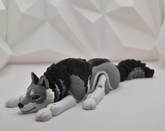 Articulated Wolf Figurine – 3D Printed Flexible Animal Toy | Fidget Wildlife Model, Poseable Wolf Sculpture, Gift for Nature Lovers, Wolves