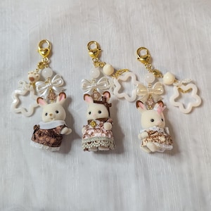 Sylvanian Families 40th anniversary Chocolate Bunny keychain / Beaded Jewelry / Cute jewelry charm bead / Gift for her / Handmade / Y2K