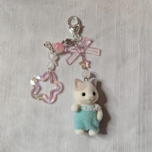 Sylvanian Families Cat keychain / Beaded Jewelry / Cute jewelry charm bead / Gift for her / Handmade / Y2K