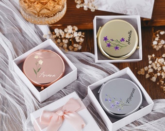 Delicate Compact Mirror - Bridesmaid Gifts - Beautiful Wedding Gift - Hen Party Gift - Customized Pocket Makeup Mirror