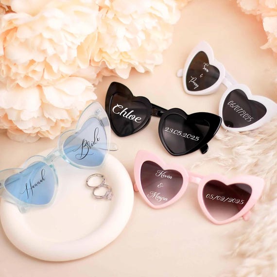 Chic Heart Sunglasses — Wedding Favor for Bridesmaids  display picture 2