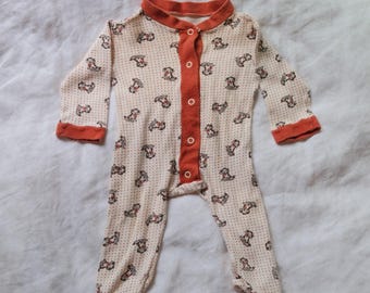 Vintage 1970s Baby Footed Pajamas Puppy Print Snap Front Cream Rust Infant Sleeper (1-3 Months - Read Description)