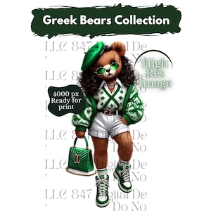 Peut inclure: Un ours en peluche brun portant un pull vert et blanc, un béret vert, des lunettes de soleil et un short blanc. L'ours tient un sac à main vert avec une chaîne dorée. L'ours est debout sur un fond blanc.