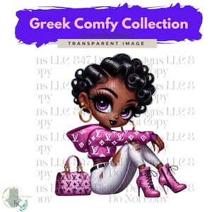 Op de afbeelding: Een digitale illustratie van een cartoonmeisje met een donkere huidskleur, die een roze hoodie draagt met een wit en zwart patroon, een witte jeans en roze laarzen. Ze houdt een roze handtas vast met een wit en zwart patroon. De achtergrond is wit met tekst die "Greek Comfy Collection" en "Do Not Copy" zegt.