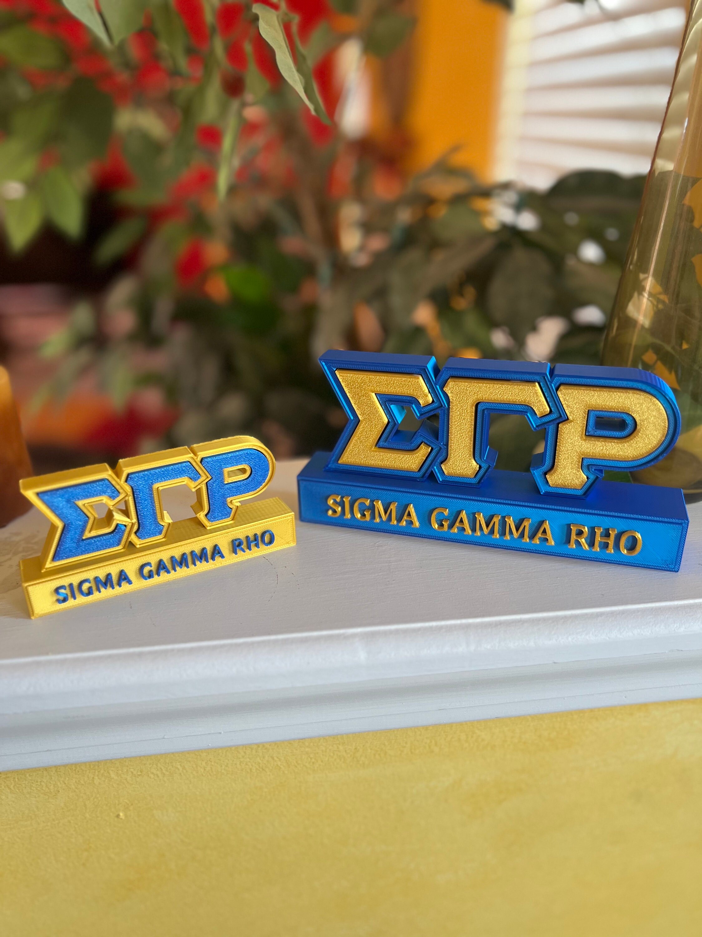 Sigma Gamma Rho Blau &amp; Gold inspiriertes anpassbares Schreibtisch-Namensschild