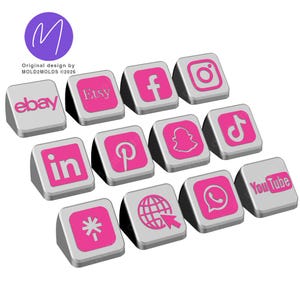 Pode incluir: Uma coleção de objetos cinza e rosa em forma de logotipos de mídia social, incluindo Etsy, Facebook, Instagram e YouTube. Os objetos têm uma borda prateada e são dispostos em fileiras. No canto superior esquerdo há um logotipo roxo com a letra "M".