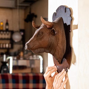 Troféu de Touro - Escultura de Papelão DIY, Artesanato em Papel DIY, Decoração para Casa, Papelão Ondulado, Decoração de Parede com Animais, Presente DIY, Decoração de Bar, Quebra-cabeça Ecológico