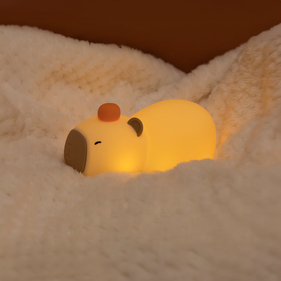 Cute Capybara Rechargeable Silicone Lamp Table & Desk Night Light
