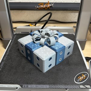 Caja porta tarjetas de regalo molesta