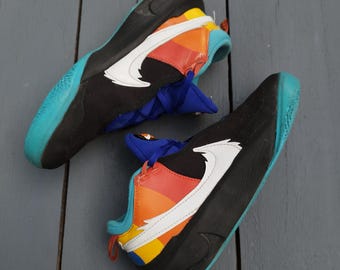 Scarpe da ginnastica Nike Space Jam Team Hustle D 10 SE per bambini, taglia US 6Y / EU 38.5 - Tune Squad