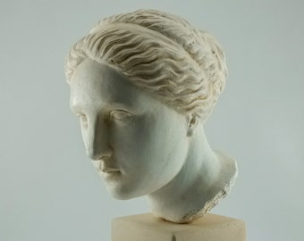Miniature head of the goddess Aphrodite