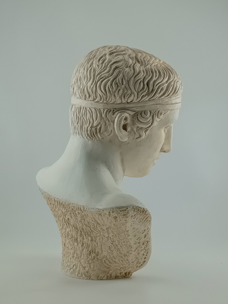 Miniature half-bust of the Diadumenos of Polykleitos image 4