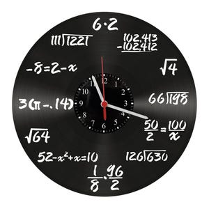 Relógio de Parede com Disco de Vinil - Universidade de Matemática e Números