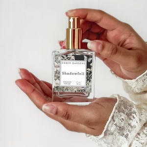 Shadowfell Handmade Perfume Elegant Perfume eau de parfum Handmade Perfume Oil Summer Perfume Body Spray Gift for Her Gift for Mom Perfume