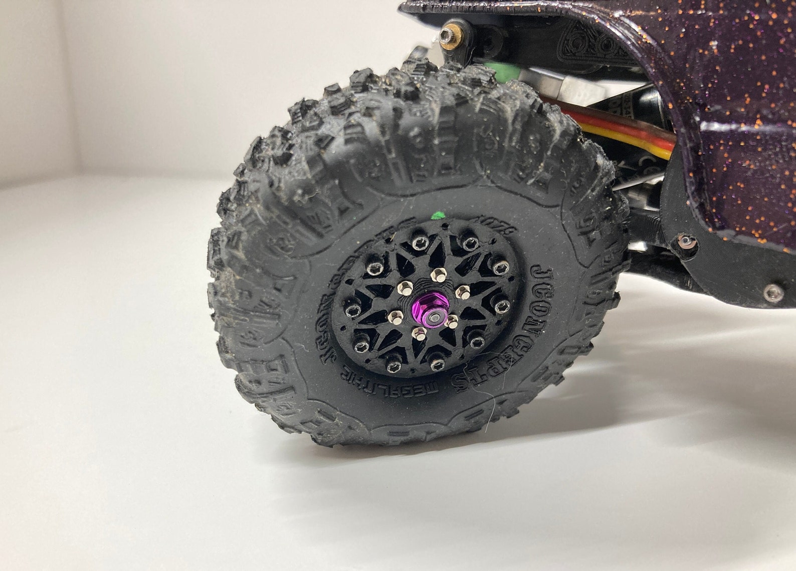 FANG 1.0 Wheelset +1 (positive) offset wheels for SCX24 Crawlers