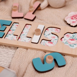 Baby Namenspuzzle, Montessori Holzpuzzle, Erstes Geburtstagsgeschenk, personalisiertes Holznamenpuzzle mit Zapfen, Babypartygeschenk Bild 10