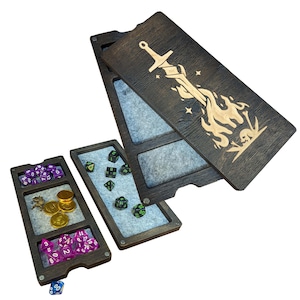 Personalized Wooden Dice Box & Tray for DnD – Custom RPG Dice Storage Gift for Tabletop Gamers and Dungeon Masters