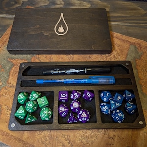 Wooden Dice Box and Tray - Personalized Gift for DnD and Tabletop Gamers | Dungeons & Dragons Dice Holder | DND Gift