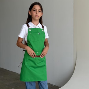 Custom Kids Apron with Name - Perfect Gift for Chef Mom and Baby, Grandkids Matching Apron Set - Play Kitchen, Little Girls Apron Gift