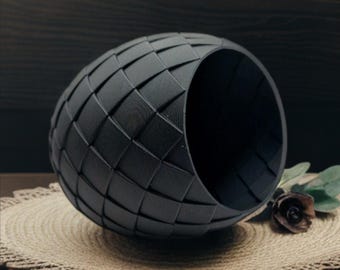 Dragon Egg Plant Pot: Fantasy Home Decor