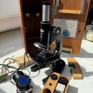 Vintage Olympus Microscope ST-III (1969) | Original Wooden Case & Inspection Certificate | Collectible Scientific Instrument
