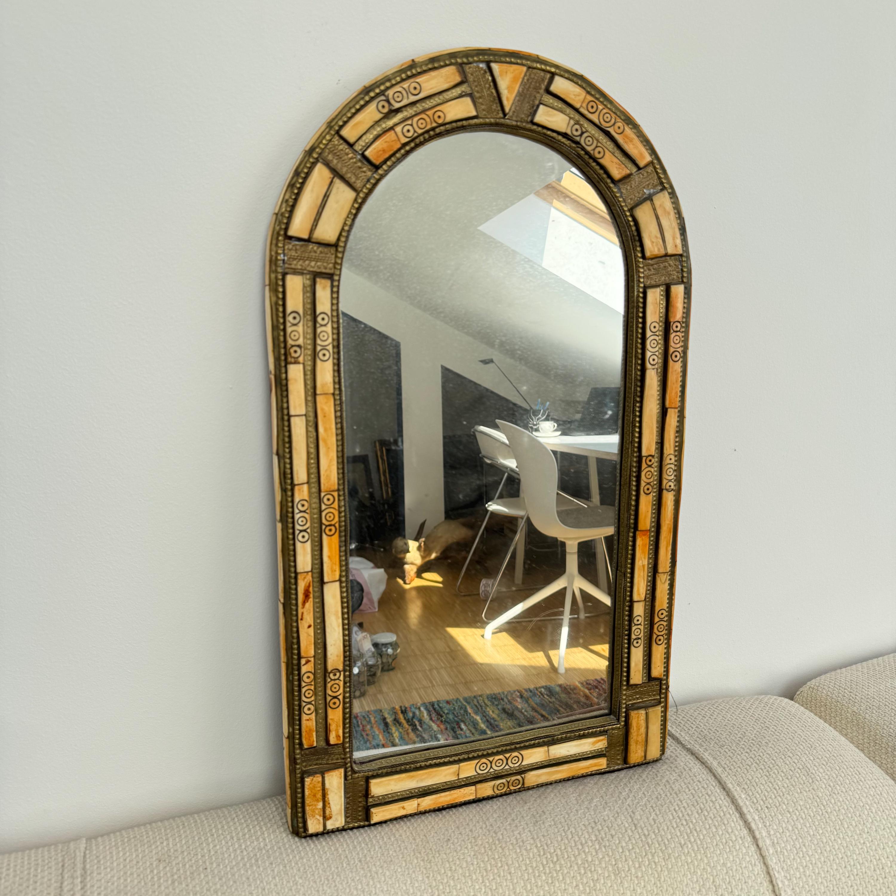 Cadre Miroir Mural En Os De Chameau Et Bois - Style Pentagone, 91x61cm, Neuf