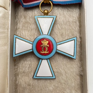 Ordre du Mérite du Grand-Duché de Luxembourg, Comander - Affaire