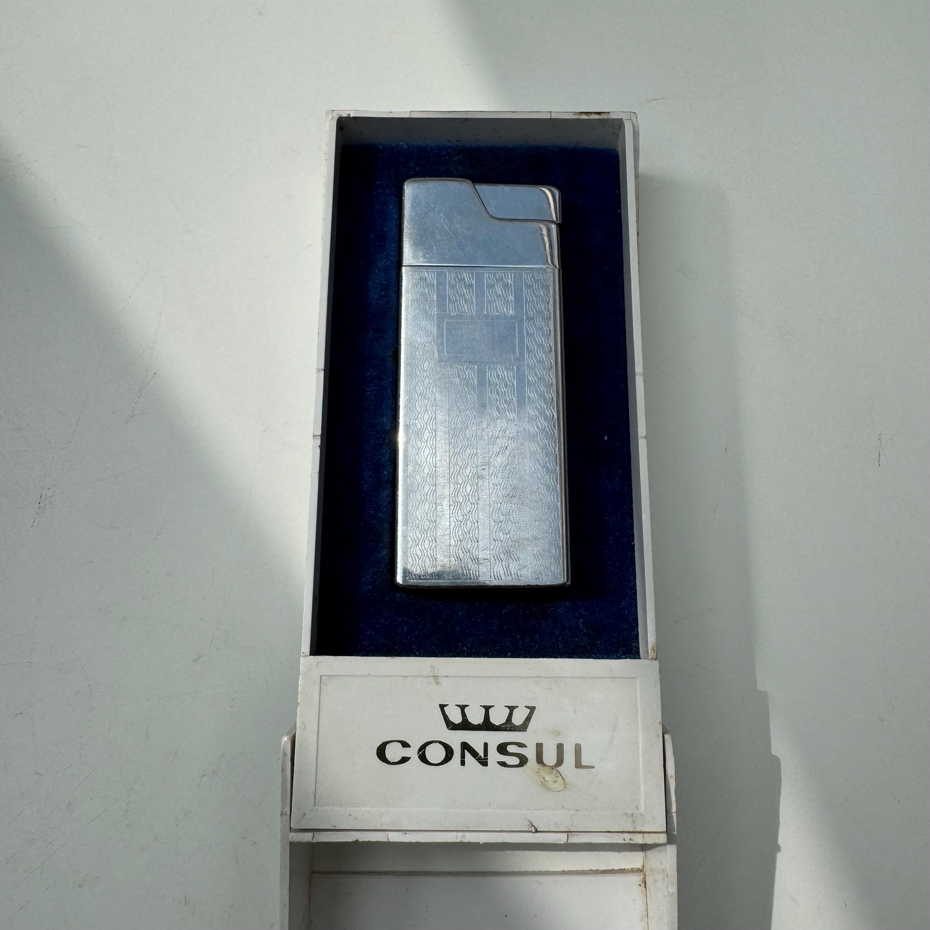 Vintage Consul Swiss Gas M II Lighter