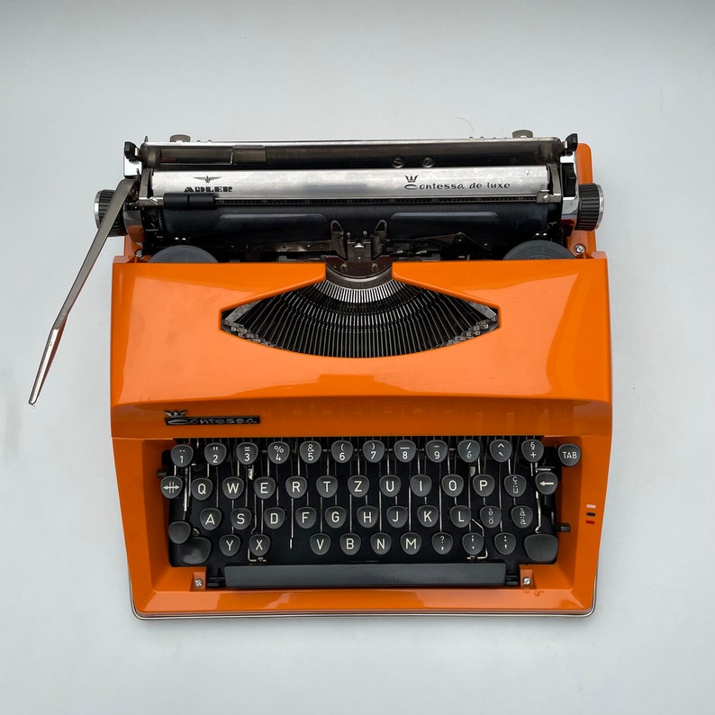 Vintage Adler Contessa de Luxe Typewriter image 7
