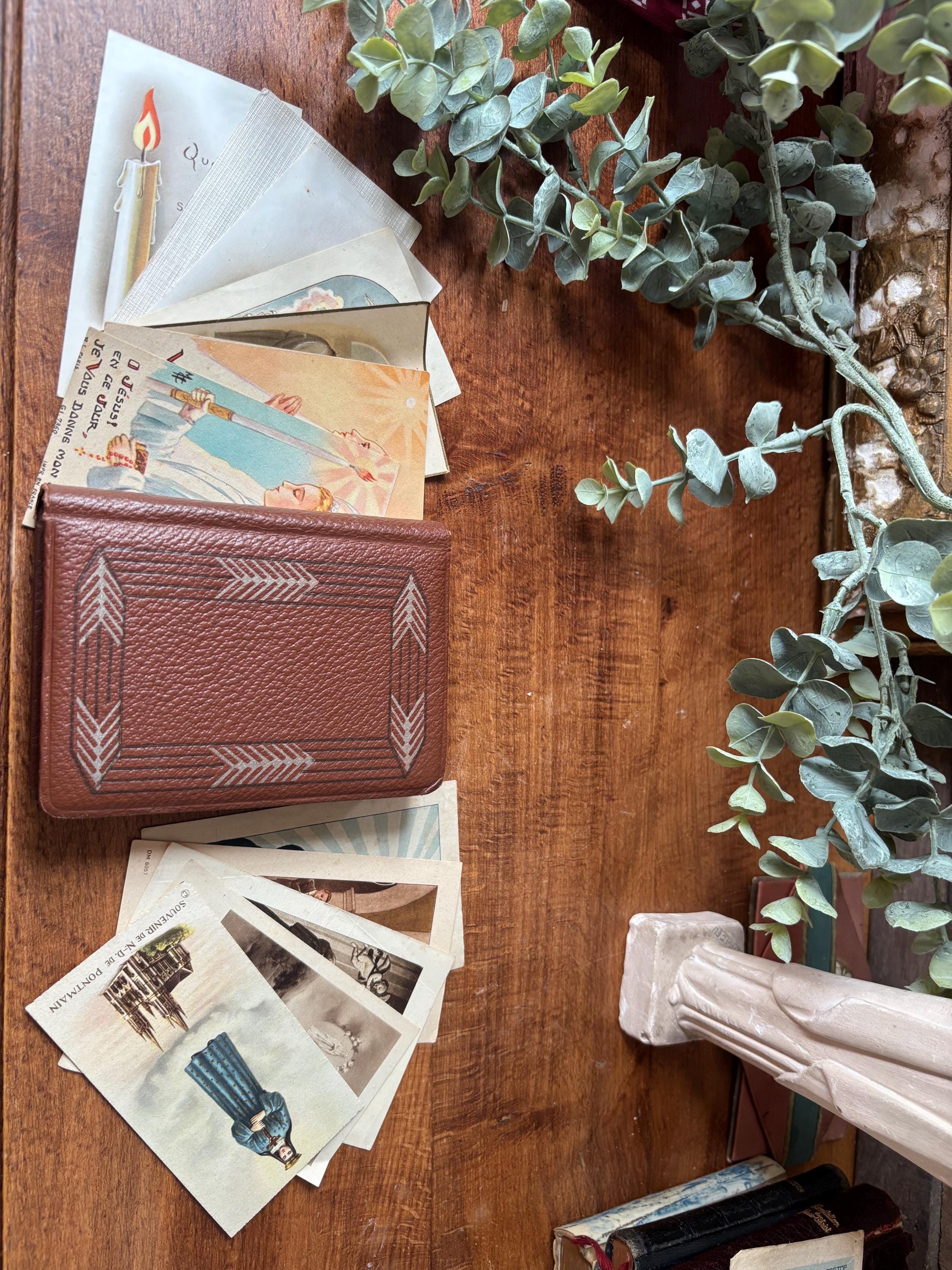 Boîte Faux Livre Métal Argenté Et Doré - XXe Siècle, Décor Vintage