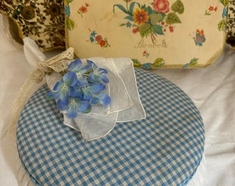 Vintage Chocolate Boxes: Duna Factory Box & Blue Gingham Box