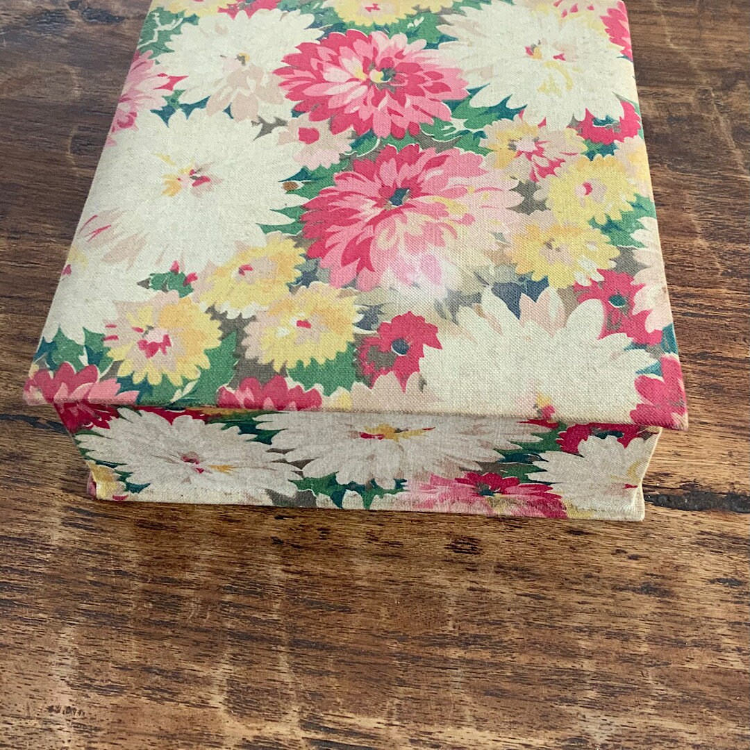 Vintage Wooden Couture Box - Etsy