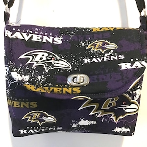 Bolso bandolera de los Baltimore Ravens, accesorios de los Ravens, regalos para fanáticos del fútbol, regalos de los Baltimore Ravens, regalos para ella, regalos de los Ravens Flock
