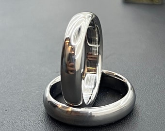 Bague de mariage minimaliste en titane naturel faite à la main, 5 mm, bague d'anniversaire unique en titane hautement poli, cadeau personnalisé pour lui. Etats-Unis