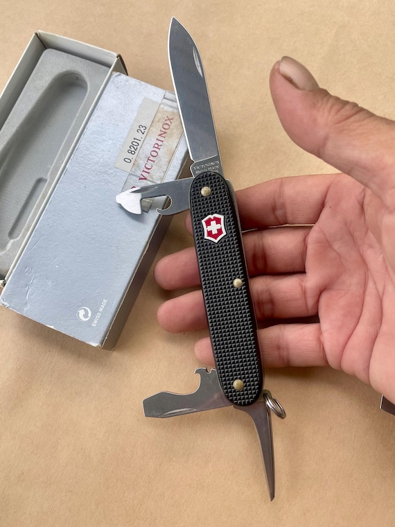 Victorinox Classic Alox Cadet Alox Limited Edition 2021 Victorinox