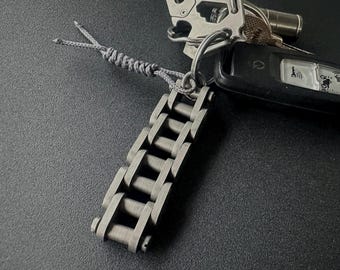 Titanium Motorcycle Chain Keychain - Gifts for bikers - Anniversary - Gift - Biker Chain Gift – Biker EDC