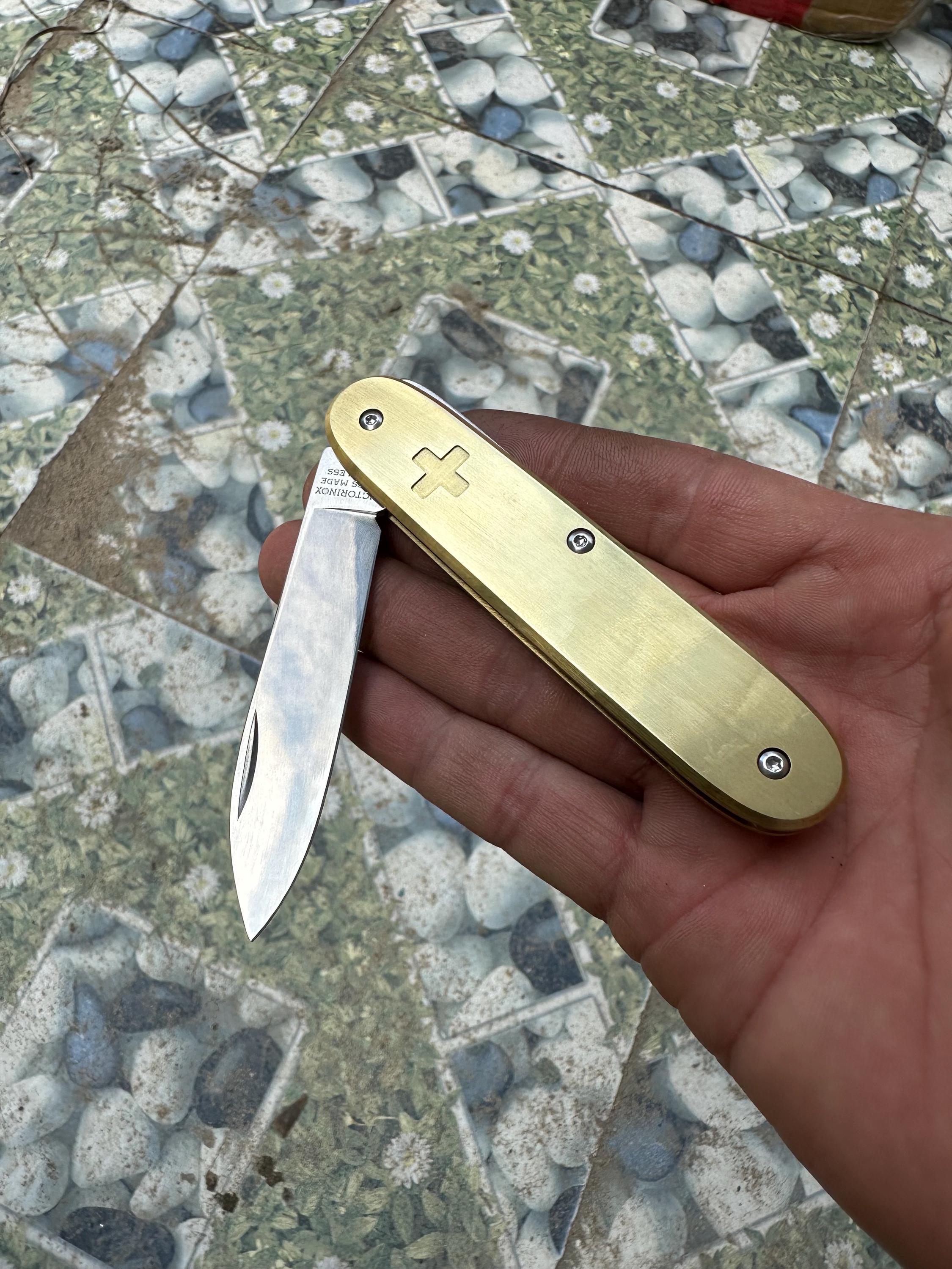 Victorinox Solo 93mm - Swiss Army 1 (0.8000.26) Custom Brass