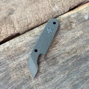 Titanium PryBar with FRAG Surface, Swiss Army Knife (SAK) Old Cross