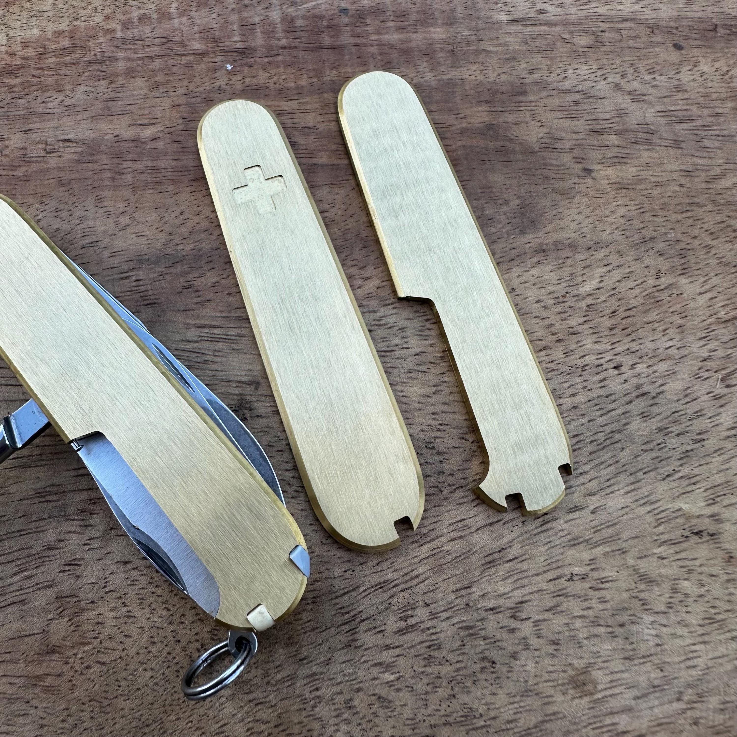 Victorinox 111mm Replacement Scales & Equipment Set - Grips
