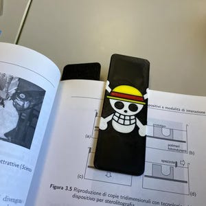 One Piece Straw Hat Pirate Flag Magnetic Bookmark – Anime Page Marker